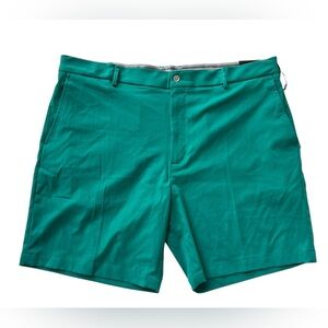 NWT Walter Hagen Men’s 9” Shorts in Clubhouse Green in size 42